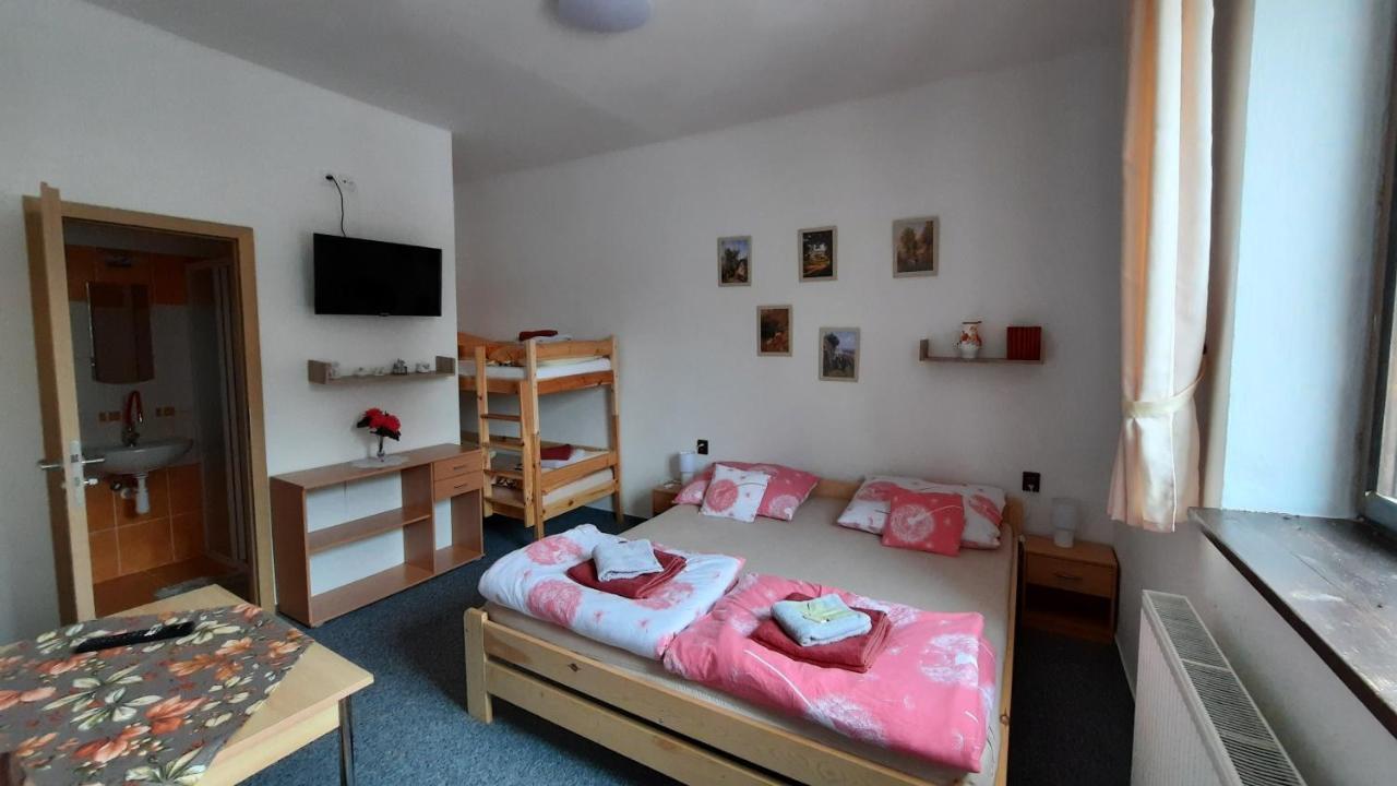 Penzion U Statku Lodherov Esterno foto